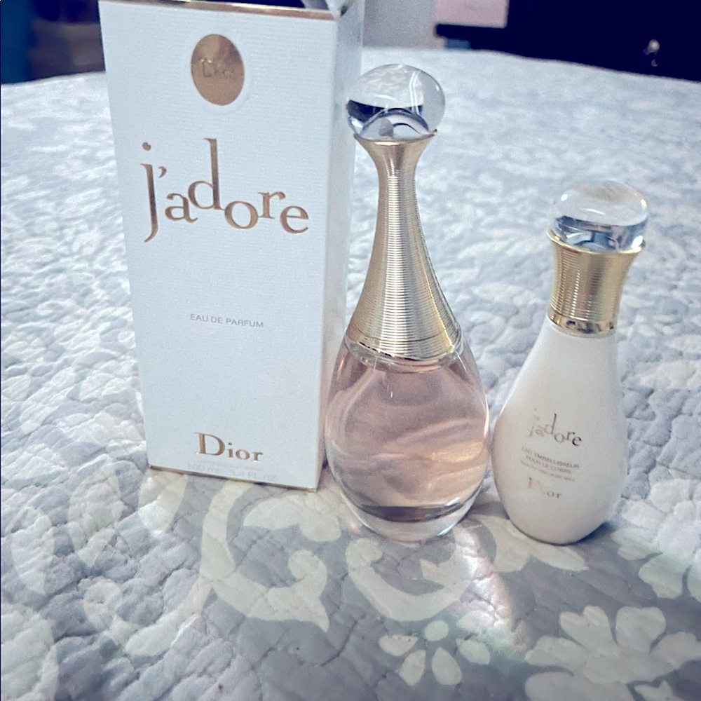 ’adore Dior Perfume 3.4oz open box never been use + body cream ja doré Dior